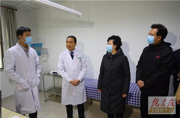 何偉在慶陽調研醫改和疫情防控等工作
