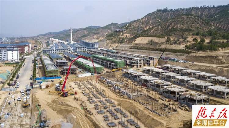 【奮進新征程 建功新時代】環縣環城鎮紅星村棚戶區改造安置項目有序推進