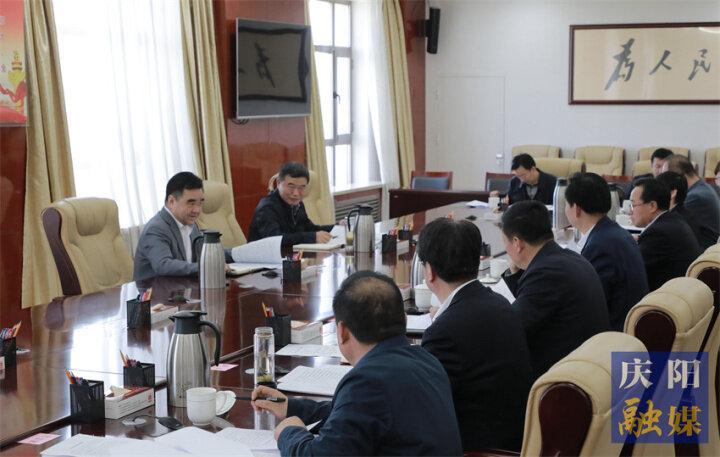 黃澤元在市委人才工作領導小組會議上強調 系統育才 科學用才 精準引才 為高質量發展提供強有力人才支撐