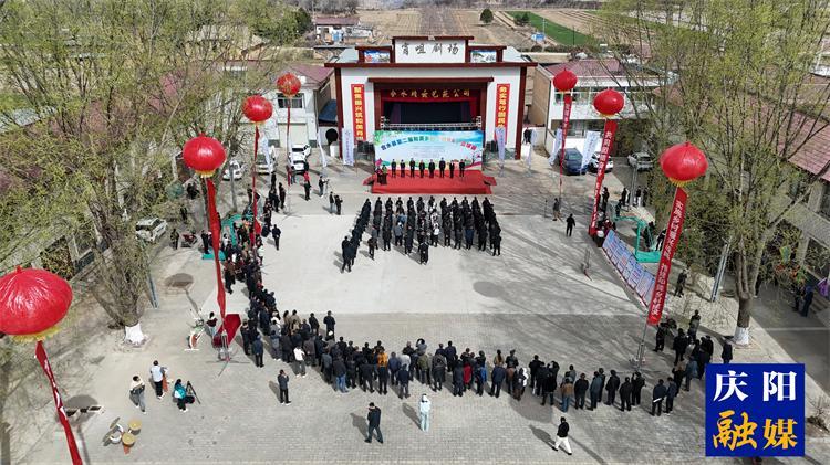合水縣第二屆和美鄉村（村BA）籃球賽火熱開賽