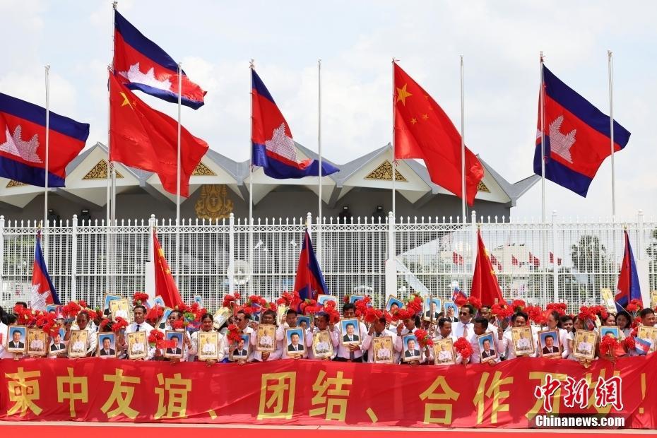 雙向奔赴，習近平訪柬提及這個關鍵詞顯深意