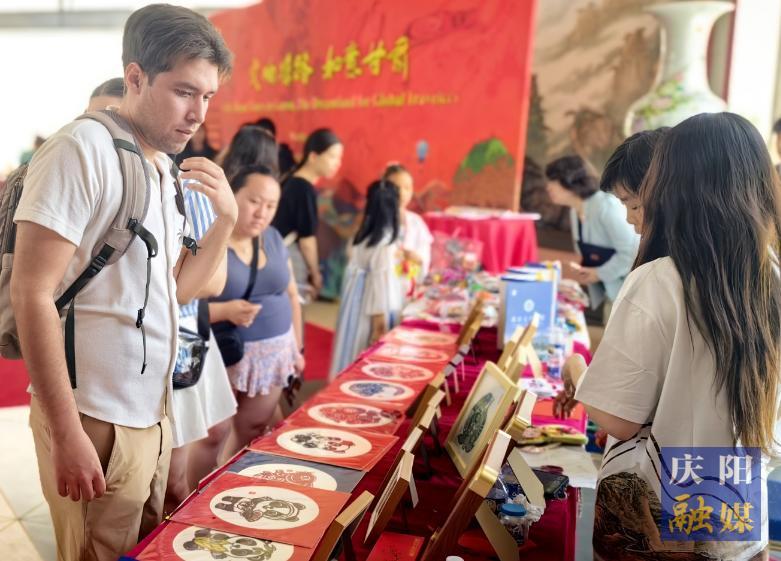 慶陽(yáng)非遺圈粉華盛頓！中國(guó)駐美大使館上演“指尖上的文化對(duì)話”
