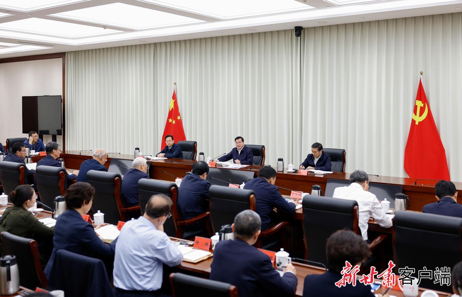 中共甘肅省委召開“深度挖掘歷史文化資源服務甘肅高質量發展”專題協商座談會 胡昌升主持并講話