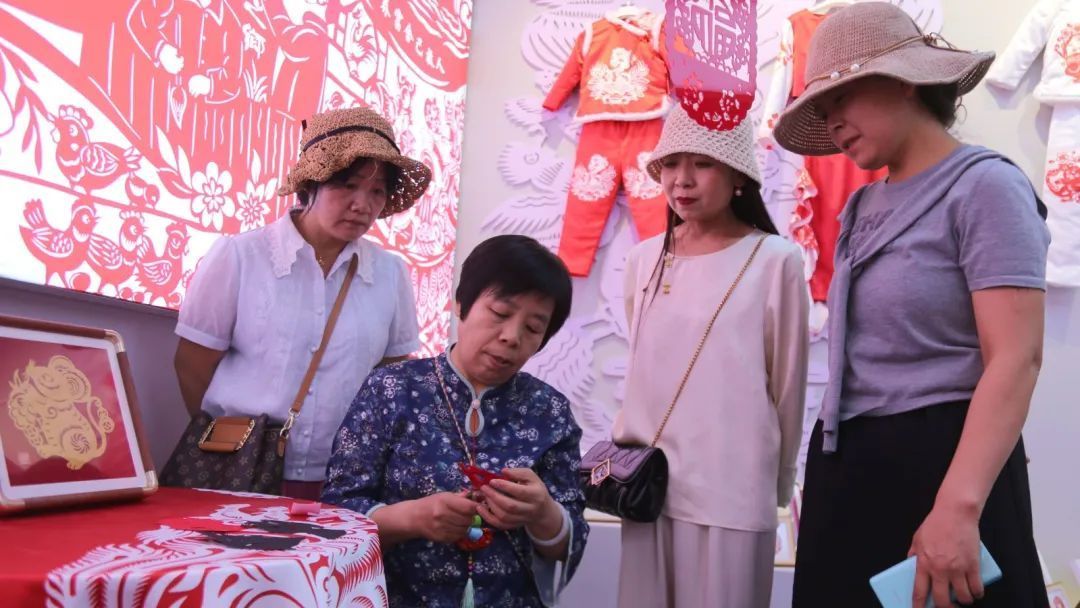 慶陽香包民俗文化節：221個體驗區打造非遺“活態”盛宴