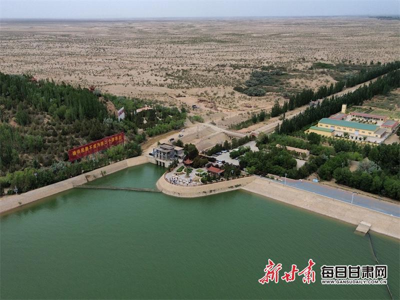 【2025甘肅生態環保行】民勤探綠：沙漠邊緣的生態治理奇跡與防沙治沙密碼